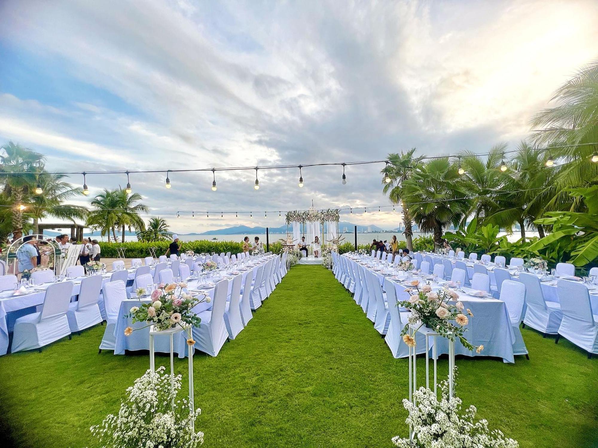 Alibu Resort ニャチャン エクステリア 写真